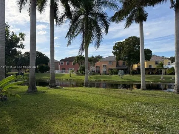 $4,400 | West Glen, Coral Springs, FL 33071