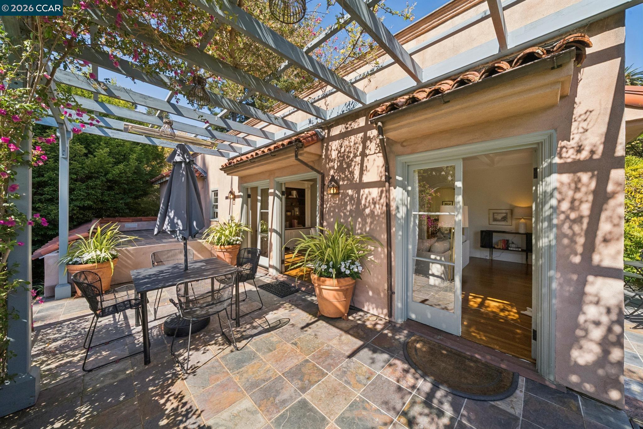 2388 Vine Street Berkeley, CA 94708 - Photo 15 of 62