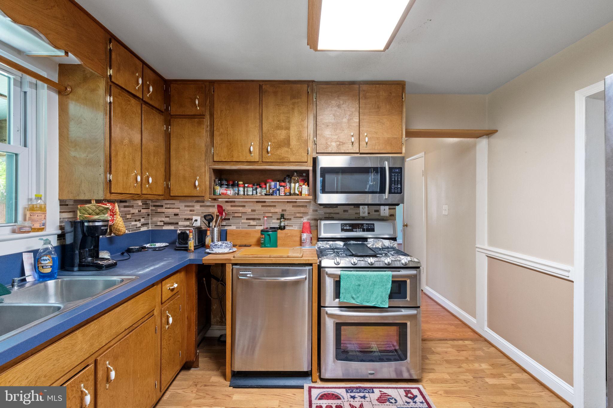 7707 Lorton Road Lorton, VA 22079 - Photo 39 of 62 Stainless Steel Applicances