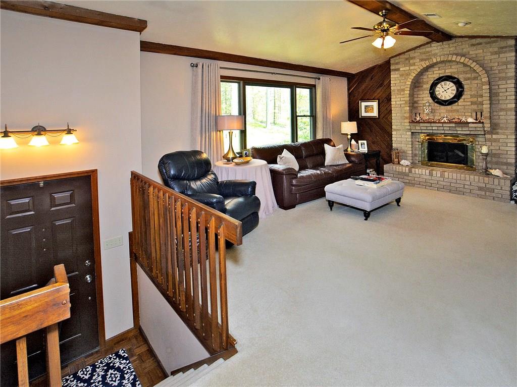 6471 Hilty Road Murrysville, PA 15632 - Photo 2 of 25 Gallery Image 2