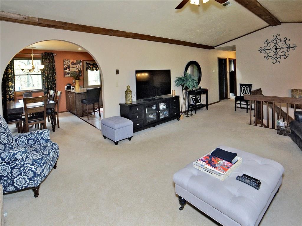 6471 Hilty Road Murrysville, PA 15632 - Photo 4 of 25 Gallery Image 4