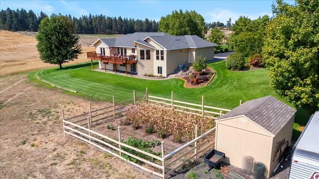 $899,900 | 304 East Burk Road, Colbert, WA 99005