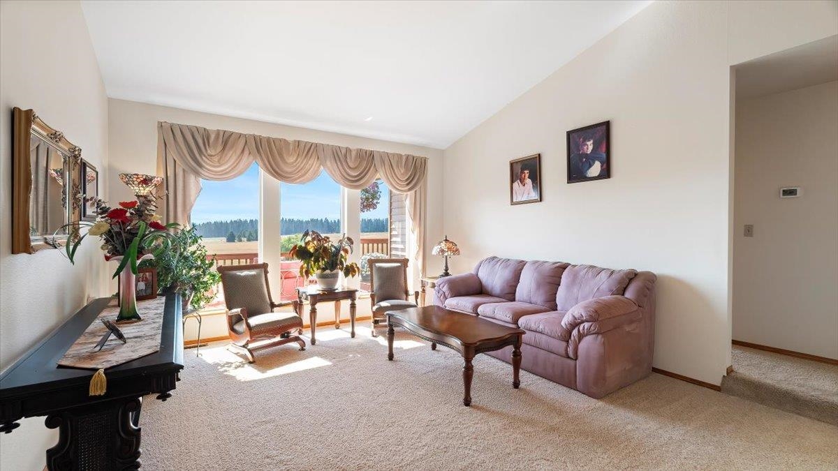 304 East Burk Road Colbert, WA 99005 - Photo 7 of 36