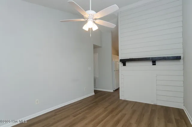 $1,300 | 818 Varsity Drive, Wilmington, NC 28403