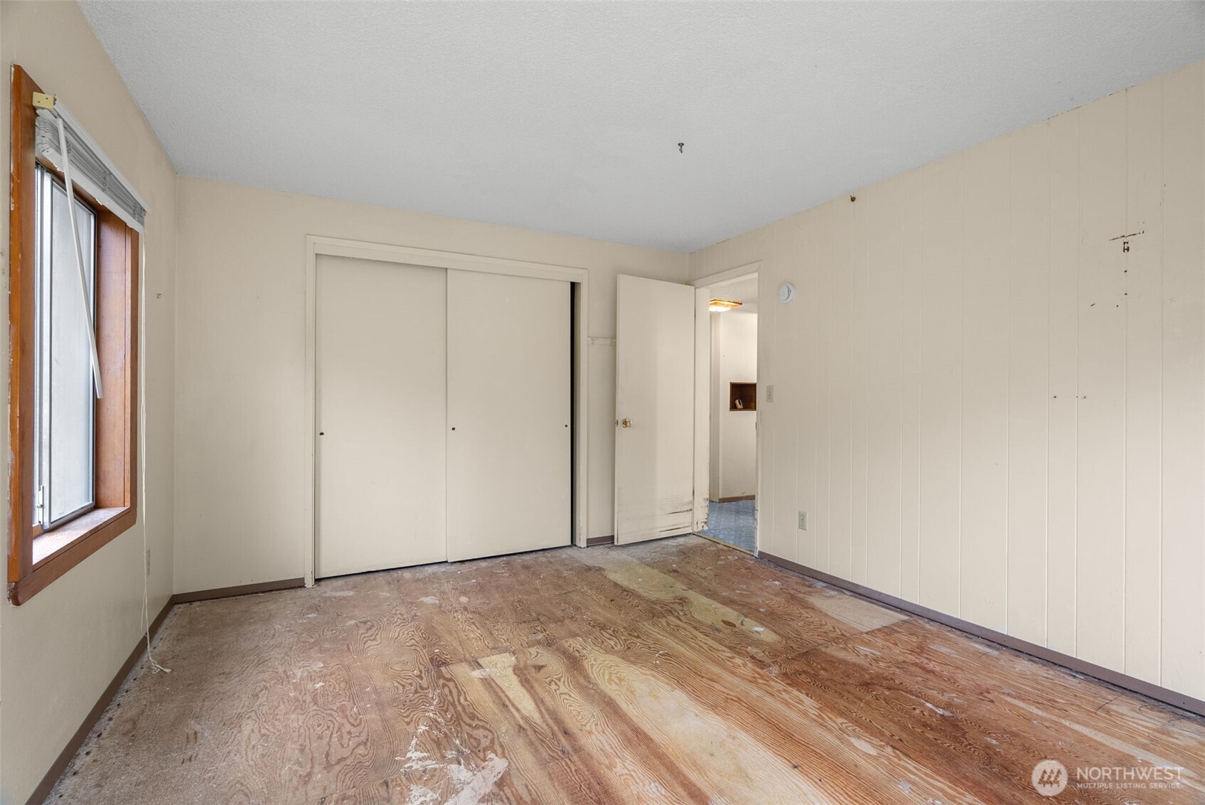 6091 Northeast Twin Spits Road Hansville, WA 98340 - Photo 11 of 34 a view of an empty room