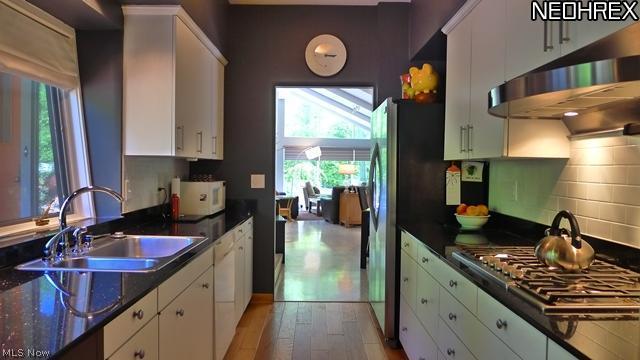 3070 Som Center Road Pepper Pike, OH 44124 - Photo 10 of 21