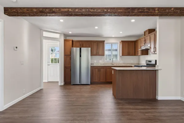 $525,000 | 7368 Hollister Avenue, Unit SPC 27, Goleta, CA 93117