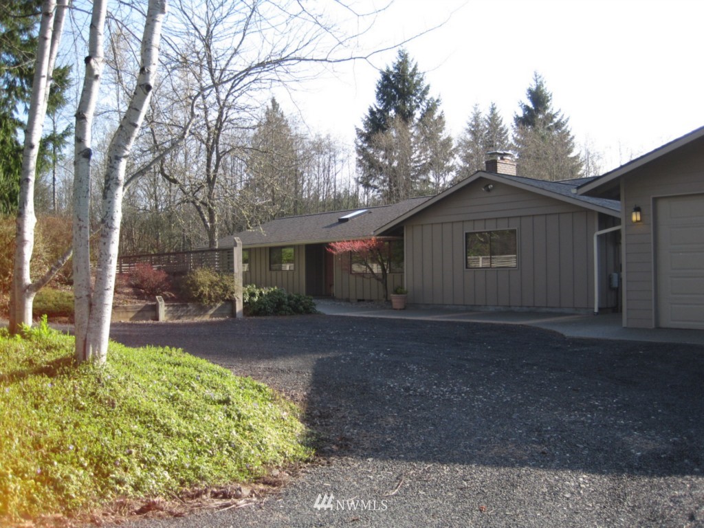 129 Nix Road Chehalis, WA 98532 - Photo 1 of 1 a view of a house with a yard
