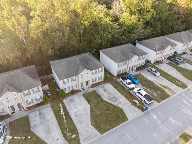 $190,000 | 4144 Brook Creek Lane, Unit B, Greenville, NC 27858