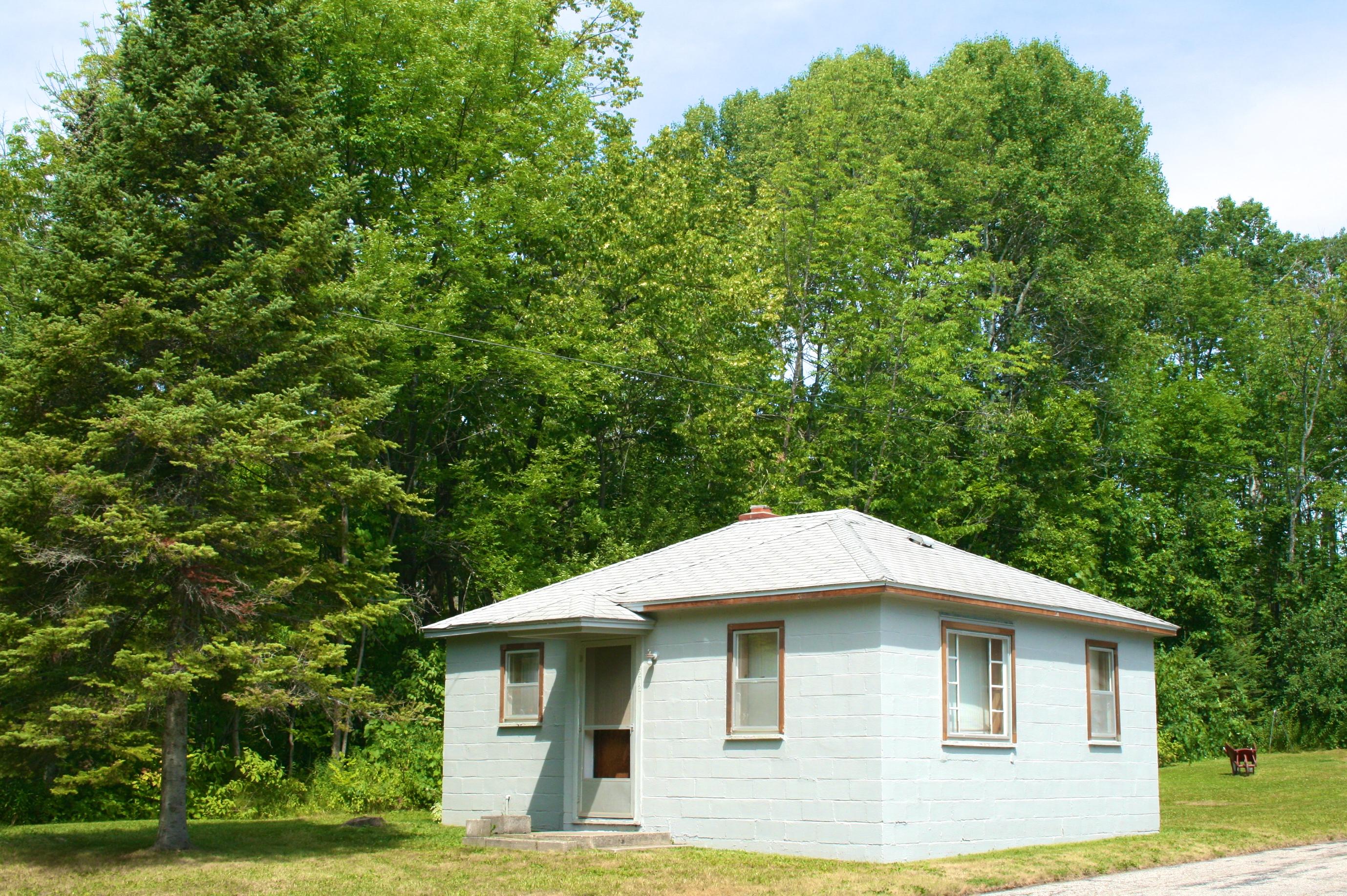 3212 Mullett Burt Road Cheboygan, MI 49721 - Photo 2 of 25 Gallery Image 2