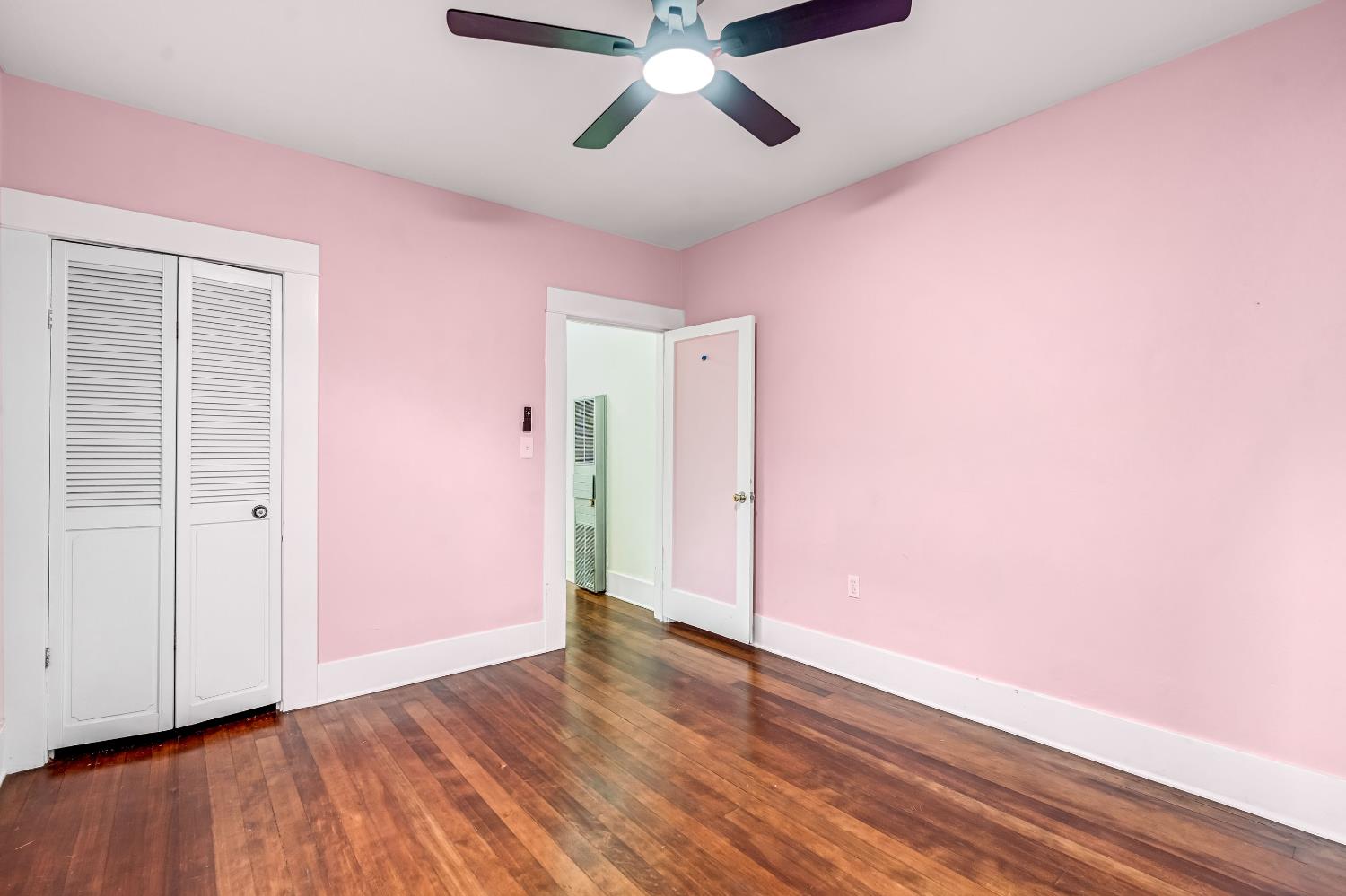 1912 North Vagedes Avenue Fresno, CA 93705 - Photo 23 of 39