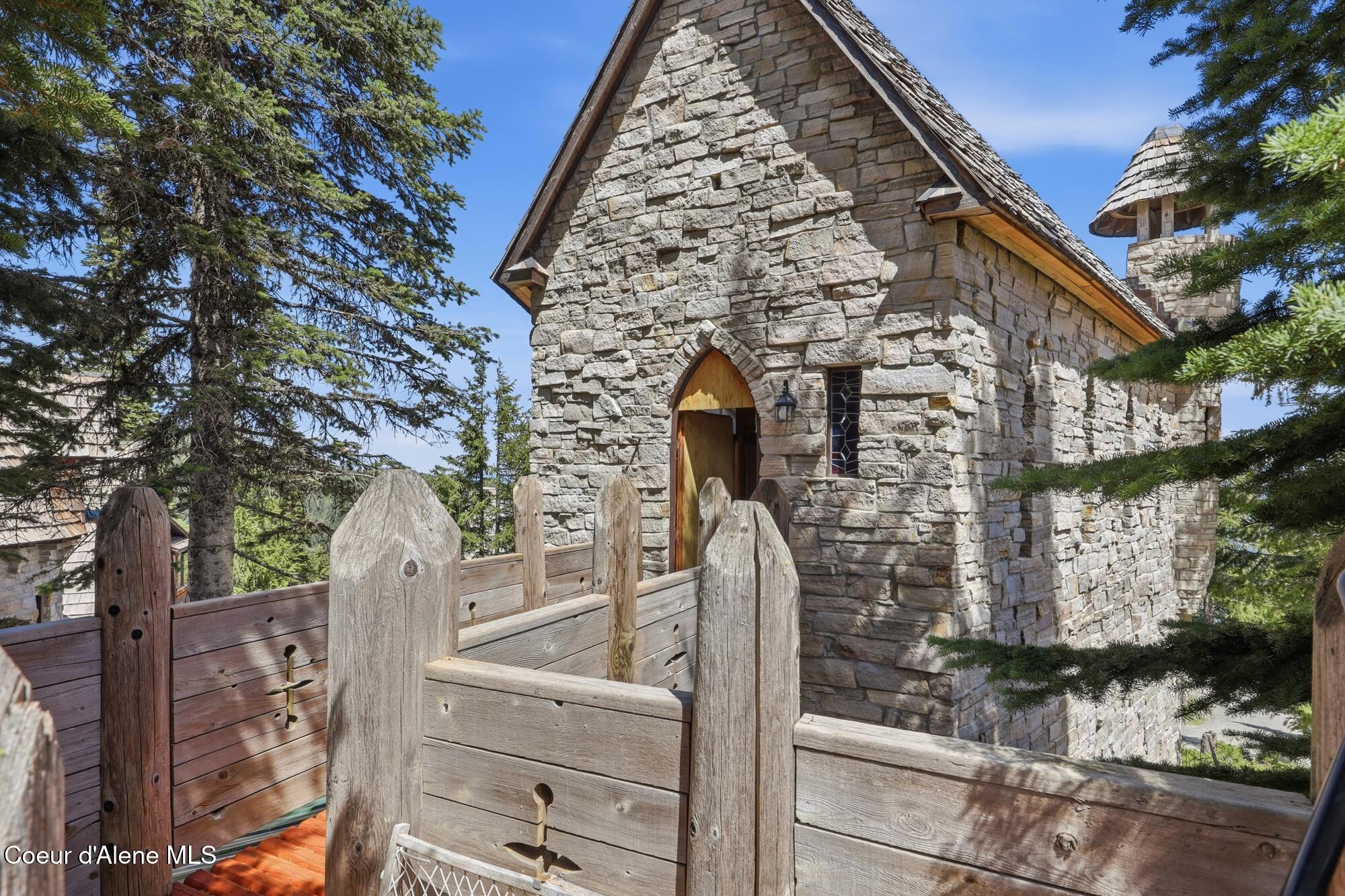 1018 Mogul Hill Road Sandpoint, ID 83864 - Photo 74 of 100 88