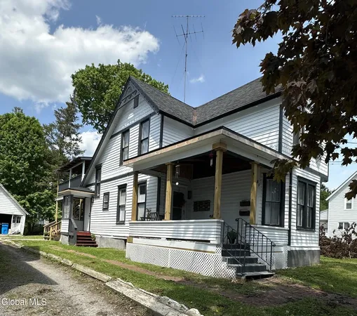 $1,850 | 89 2nd Avenue, Gloversville, NY 12078