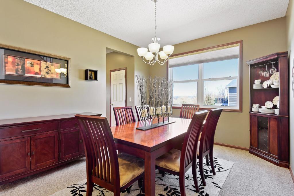 7071 Oak Ridge Court Shakopee, MN 55379 - Photo 11 of 30 Gallery Image 11