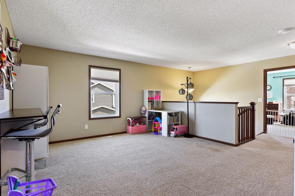 7071 Oak Ridge Court Shakopee, MN 55379 - Photo 14 of 30 Gallery Image 14