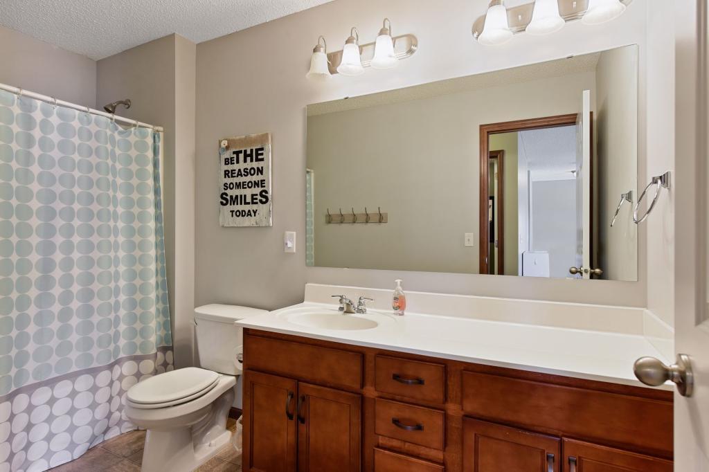 7071 Oak Ridge Court Shakopee, MN 55379 - Photo 20 of 30 Gallery Image 20