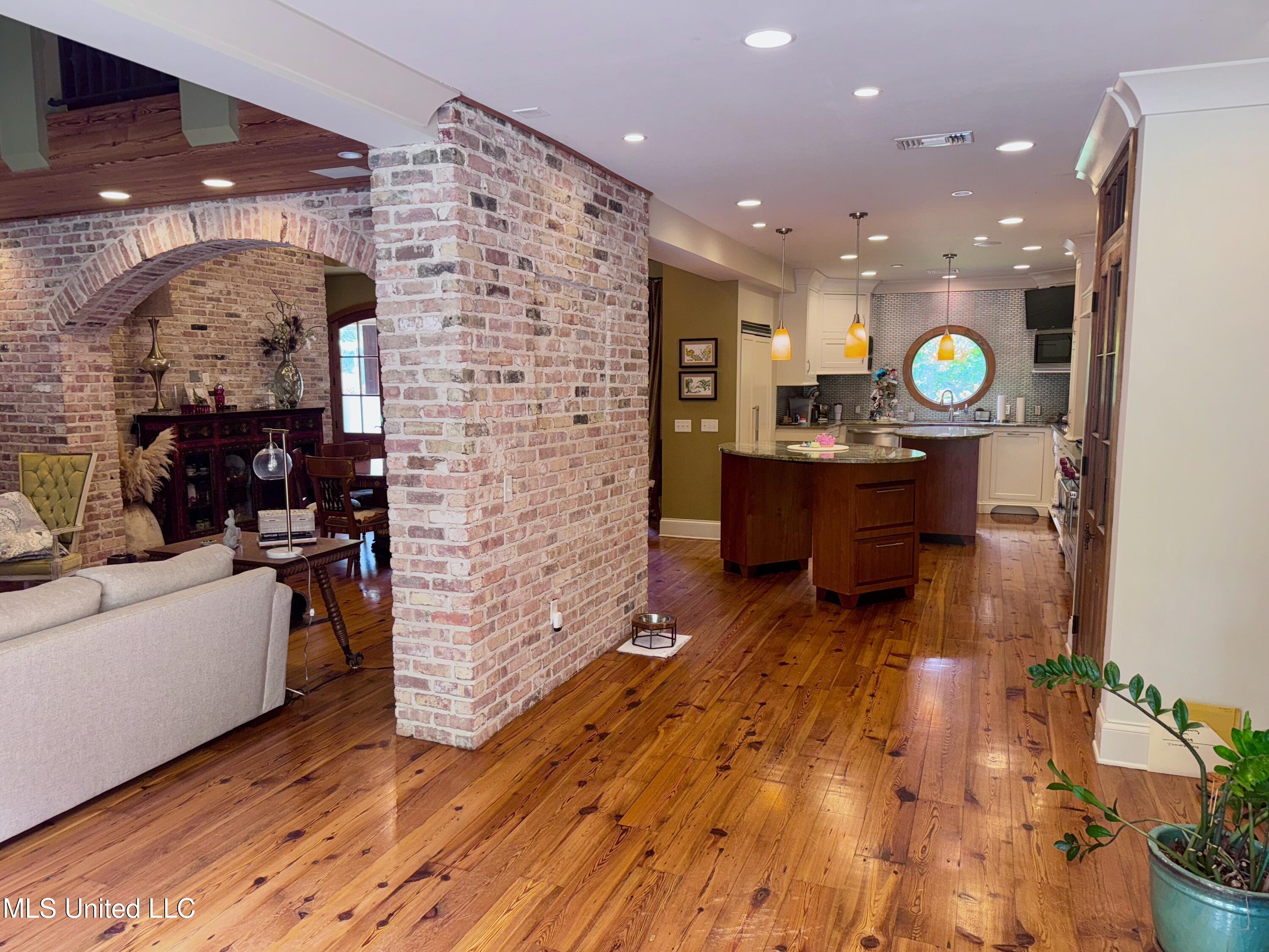 236 Sawbridge Drive Ridgeland, MS 39157 - Photo 16 of 91 IMG_4013