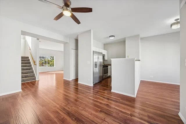 $285,000 | 117 Enclave Circle, Unit C, Bolingbrook, IL 60440