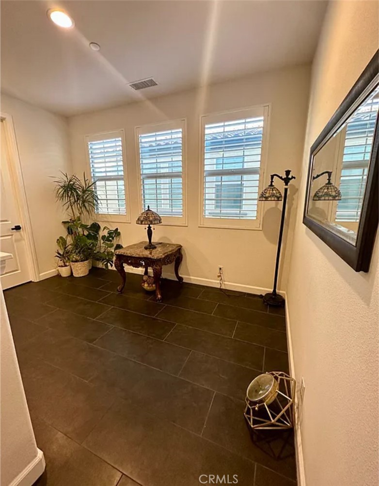 273 Barnes Road Tustin, CA 92782 - Photo 11 of 26