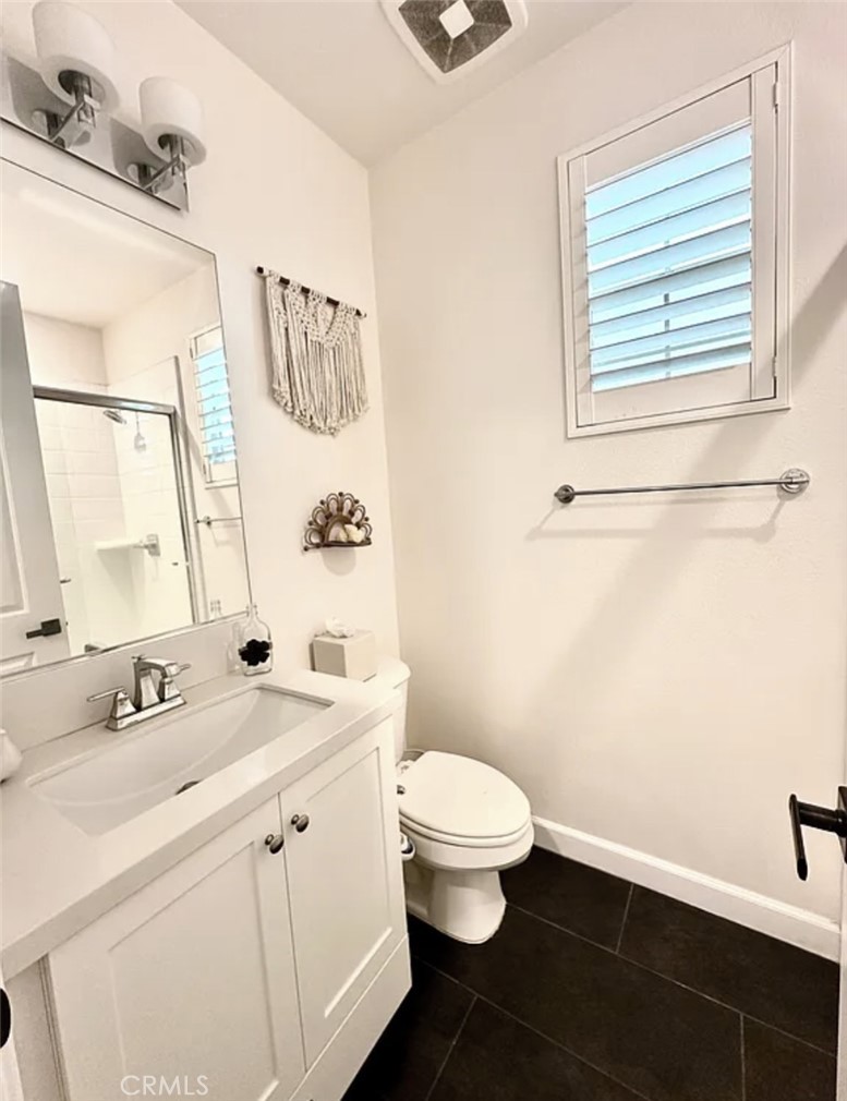 273 Barnes Road Tustin, CA 92782 - Photo 17 of 26