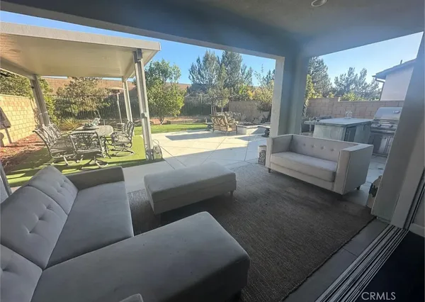 $6,500 | 273 Barnes Road, Tustin, CA 92782