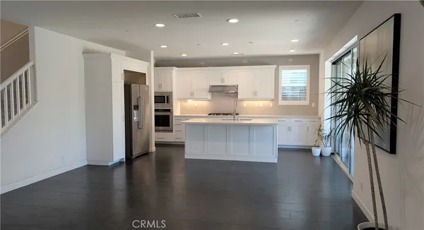 $6,500 | 273 Barnes Road, Tustin, CA 92782