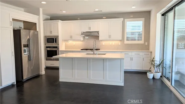 $6,500 | 273 Barnes Road, Tustin, CA 92782