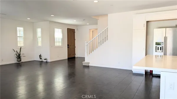 $6,500 | 273 Barnes Road, Tustin, CA 92782