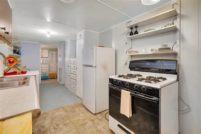 $114,000 | 673 Fort McIntosh Loop, Hortense, GA 31543