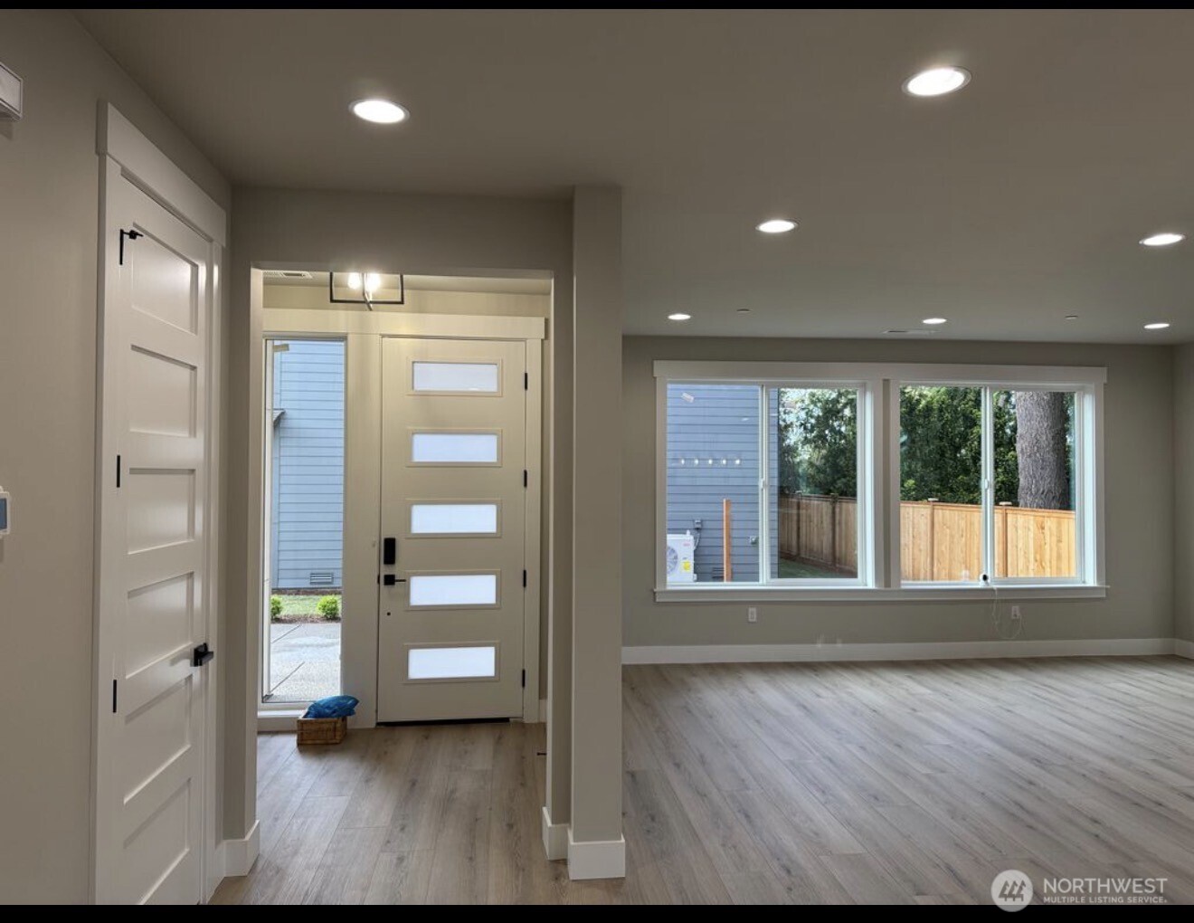 906 232nd Street Southeast Bothell, WA 98021 - Photo 6 of 15