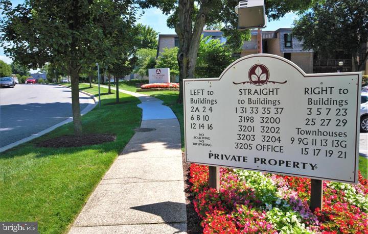 29 Stonehenge Circle, Unit 2 Baltimore, MD 21208 - Photo 3 of 58