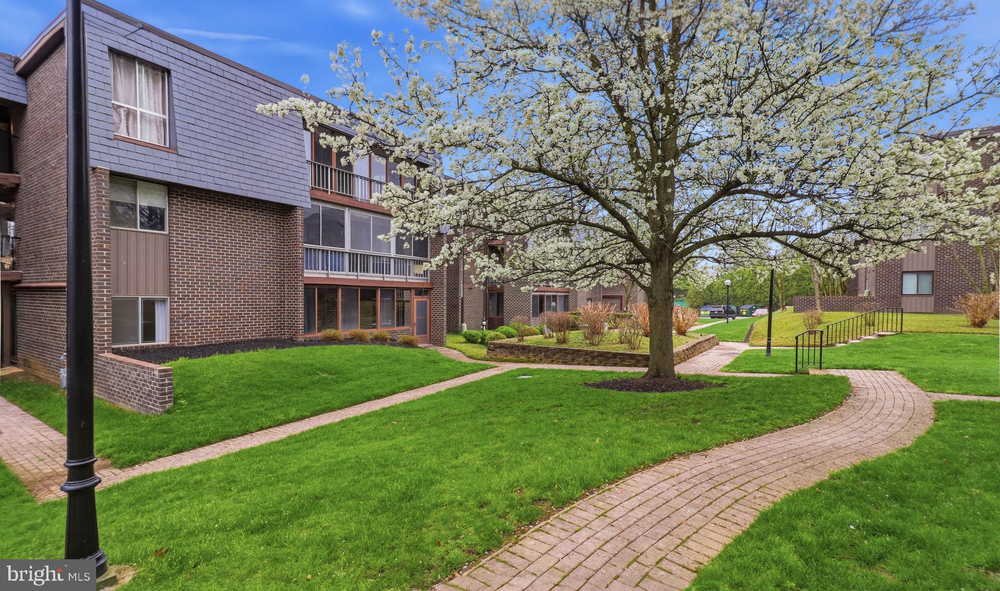 29 Stonehenge Circle, Unit 2 Baltimore, MD 21208 - Photo 40 of 58