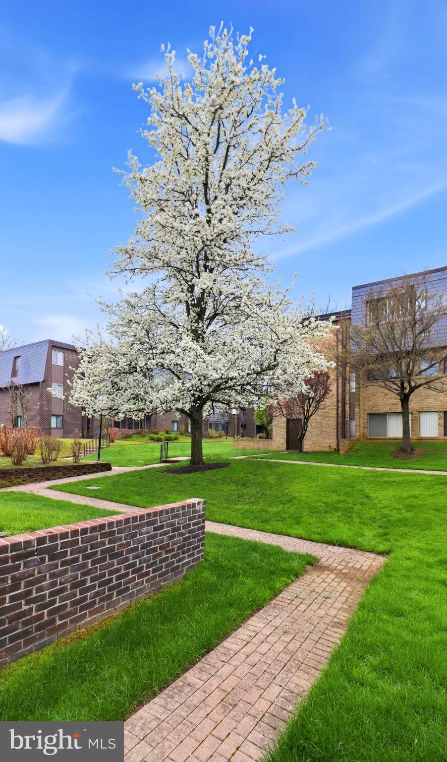 29 Stonehenge Circle, Unit 2 Baltimore, MD 21208 - Photo 46 of 58