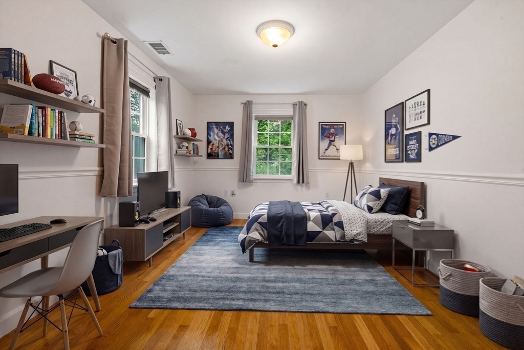 155 Oak Street Needham, MA 02492 - Photo 23 of 32