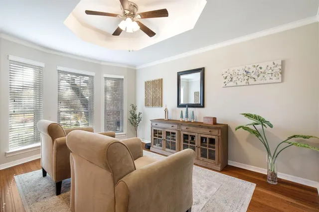 $620,000 | 9 Rolling Hills Circle, Denton, TX 76205