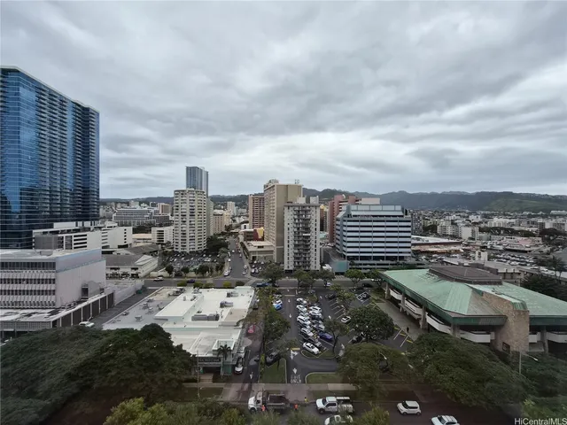 $3,700 | 1555 Kapiolani Boulevard, Unit 1112, Honolulu, HI 96814