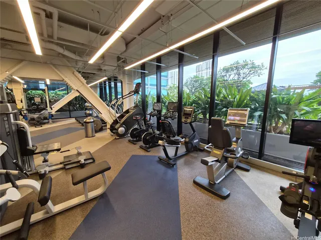 $3,700 | 1555 Kapiolani Boulevard, Unit 1112, Honolulu, HI 96814