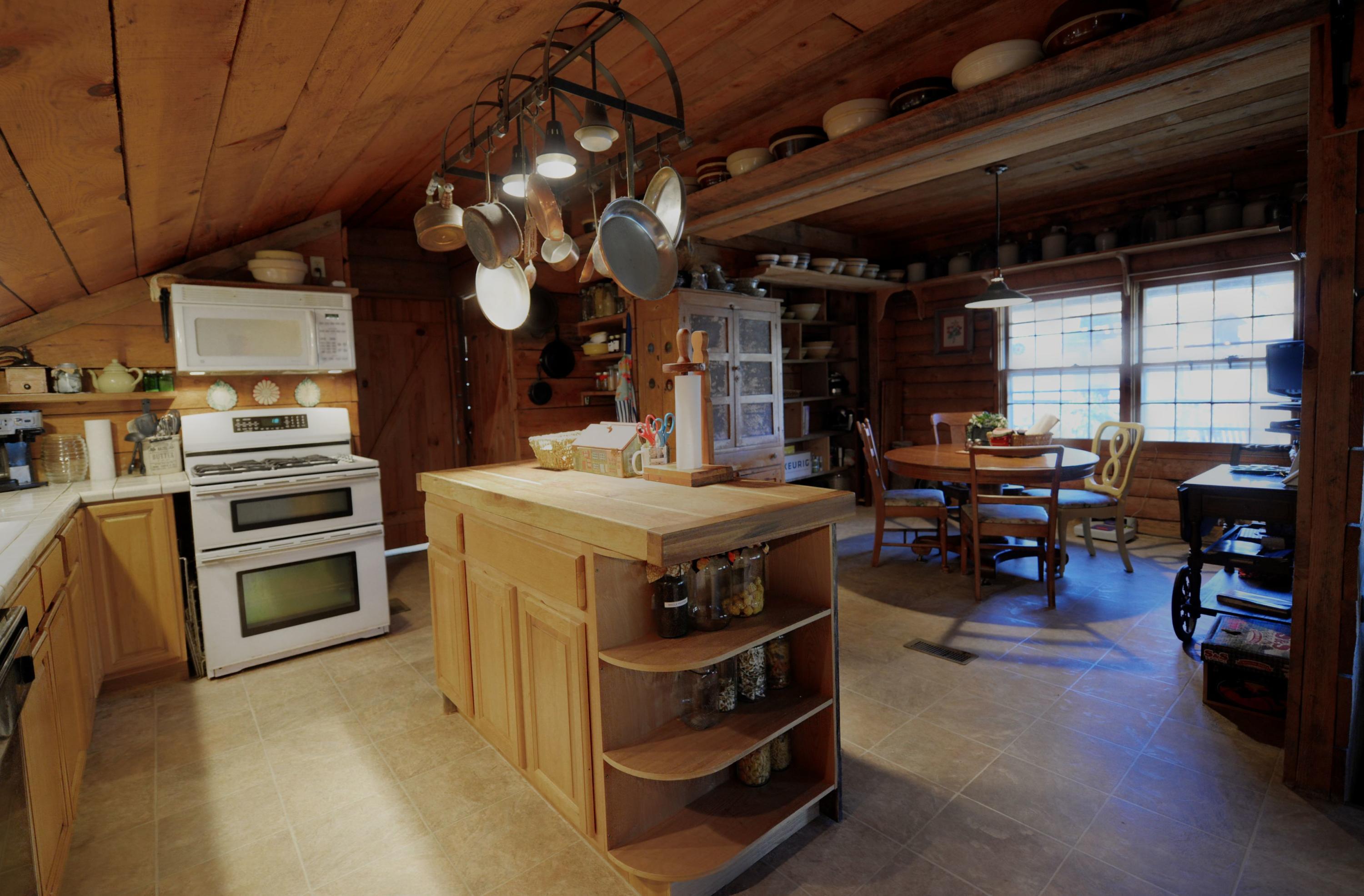 608 Shaver Road Dayton, TN 37321 - Photo 15 of 48 17. 608 Shaver Road - Kitchen _ Dining 2
