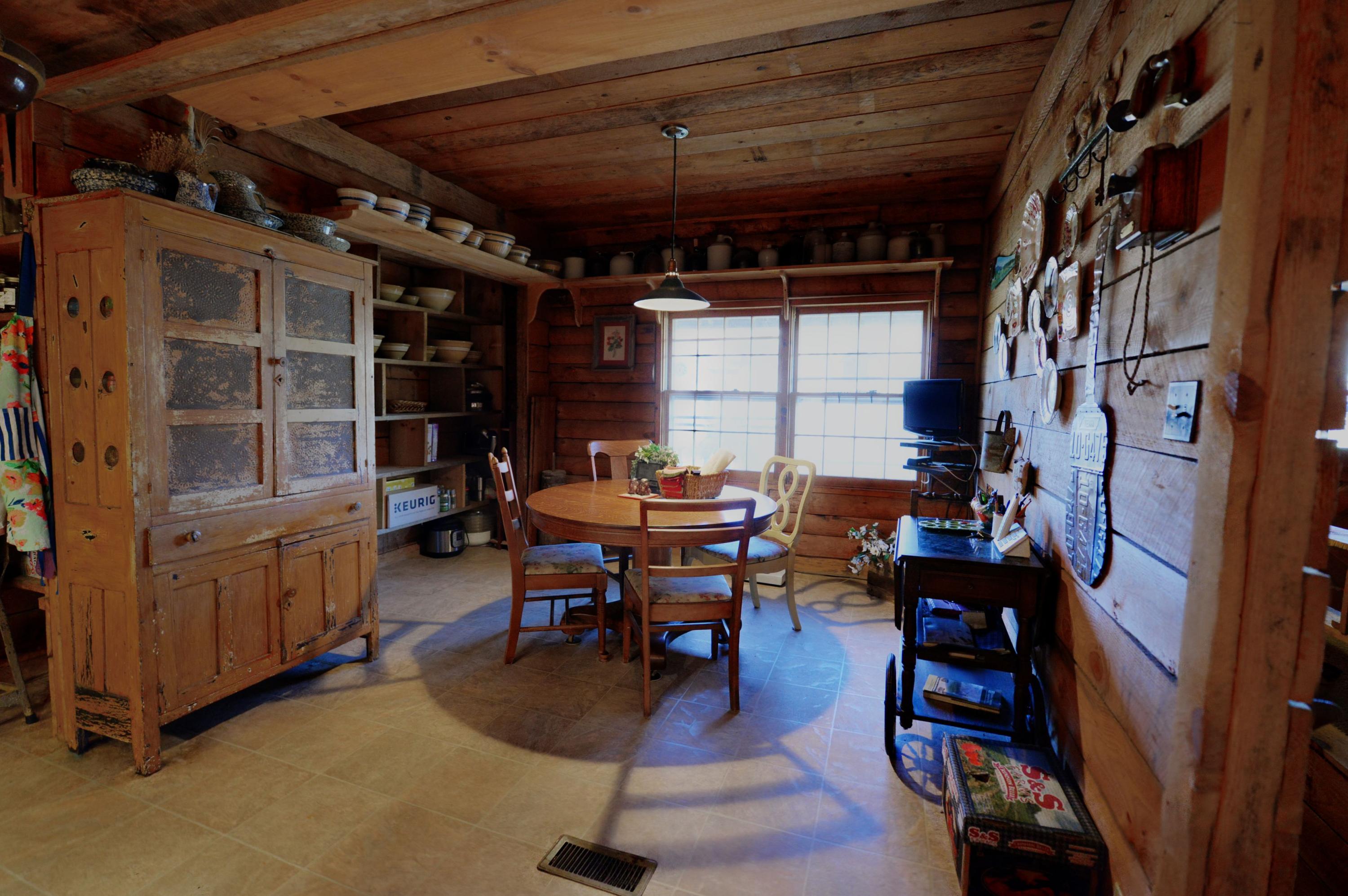 608 Shaver Road Dayton, TN 37321 - Photo 16 of 48 19. 608 Shaver Road - DIning 2
