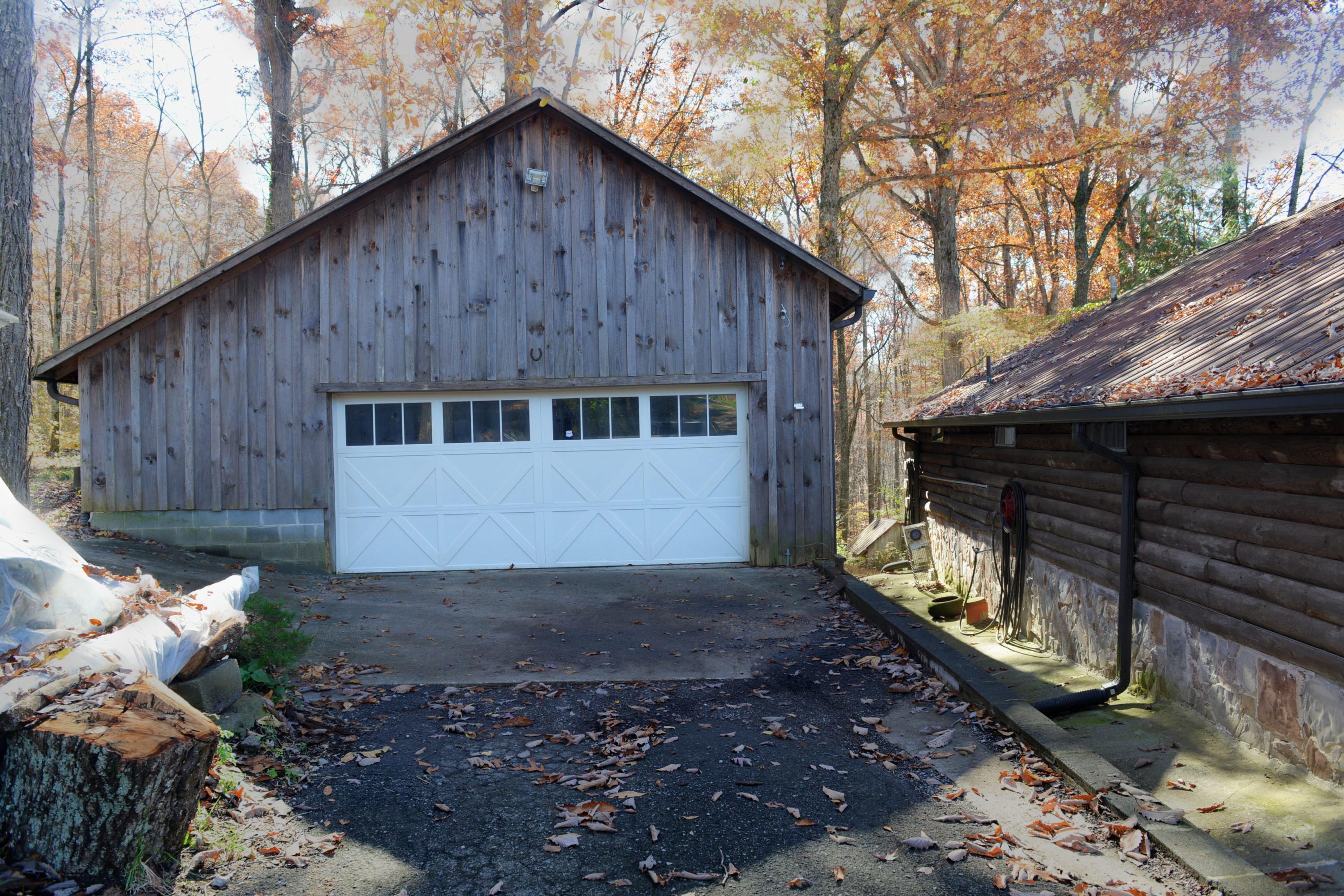608 Shaver Road Dayton, TN 37321 - Photo 4 of 48 4.1 608 Shaver Road - Garage
