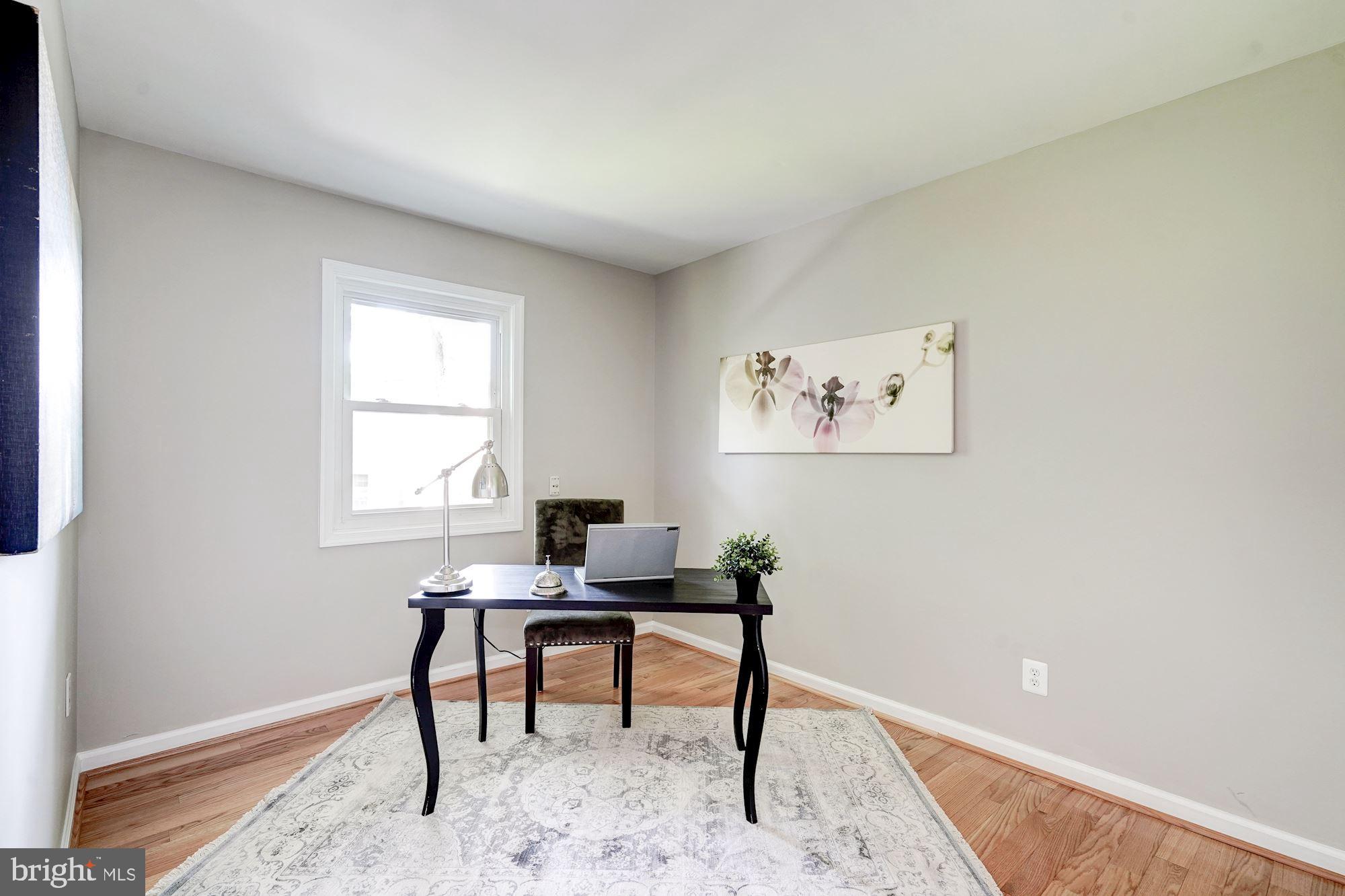 9219 Fernwood Road Bethesda, MD 20817 - Photo 19 of 29 Sitting room/office adjoins master bedroom