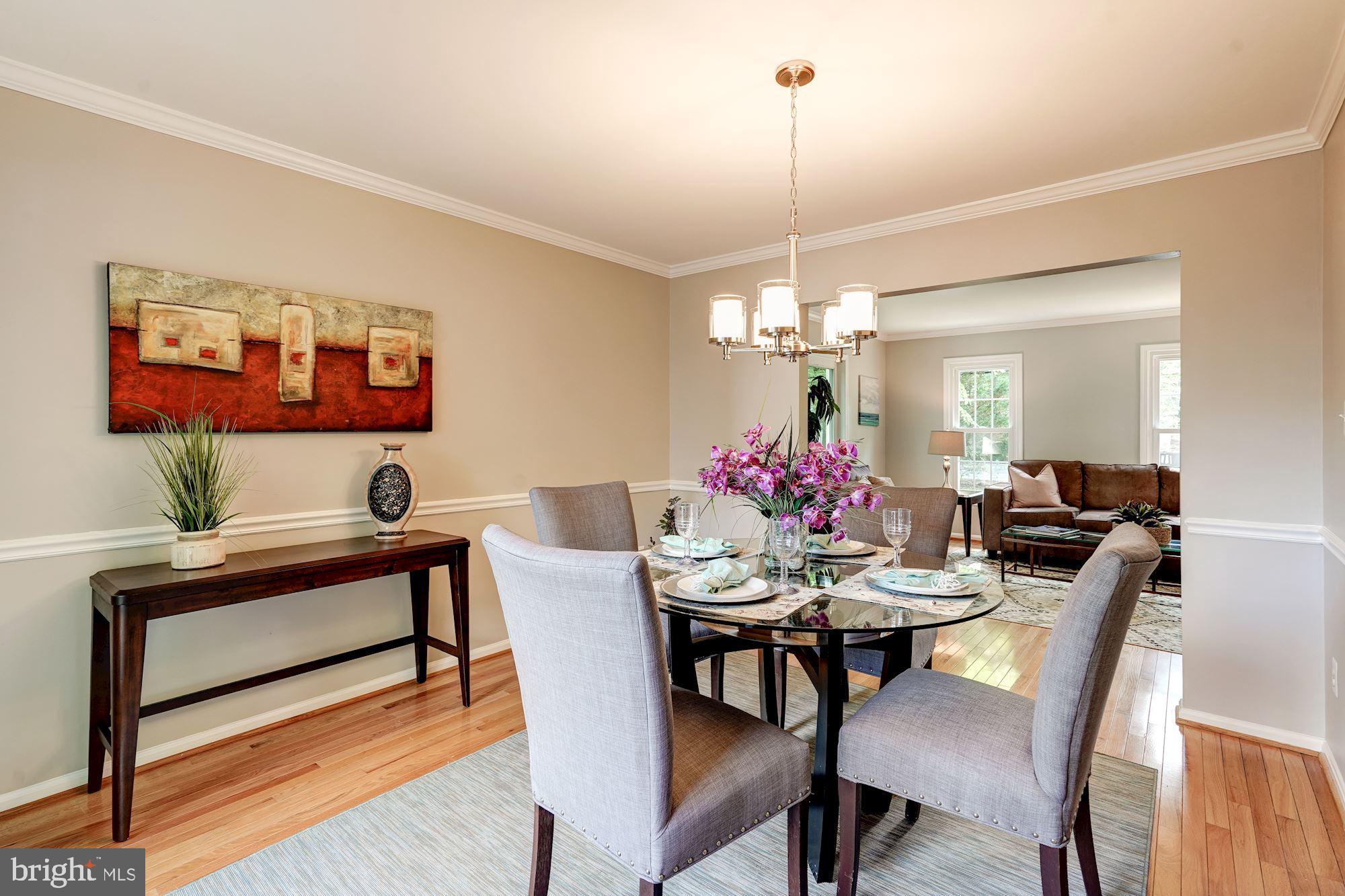 9219 Fernwood Road Bethesda, MD 20817 - Photo 8 of 29 Gallery Image 8