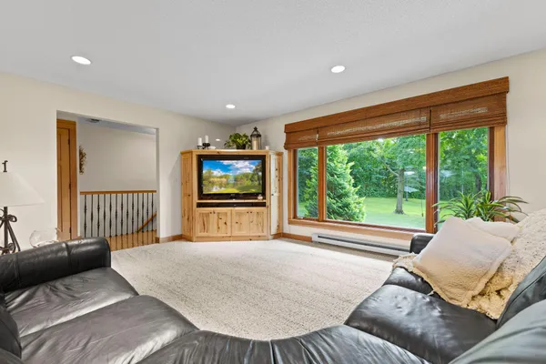 $899,900 | 10366 Fenner Avenue Southeast, Delano, MN 55328