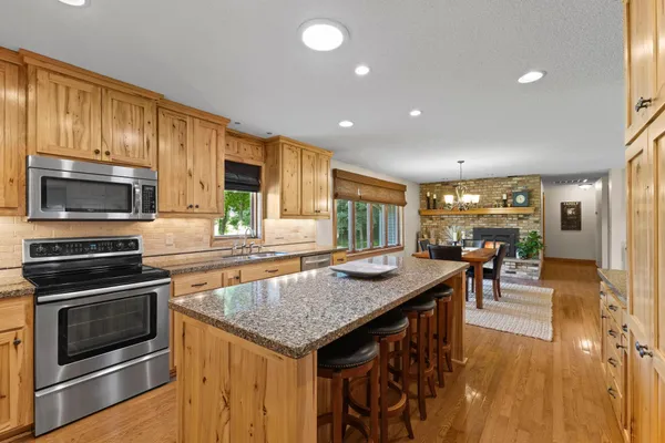 $899,900 | 10366 Fenner Avenue Southeast, Delano, MN 55328