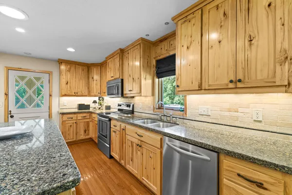 $899,900 | 10366 Fenner Avenue Southeast, Delano, MN 55328