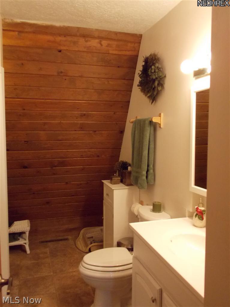 12755 Shondel Road Rittman, OH 44270 - Photo 9 of 24 Gallery Image 9