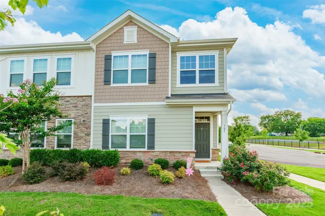 $385,000 | 705 Sagecroft Lane, Indian Trail, NC 28079
