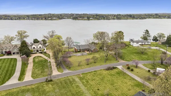$1,800,000 | 3211 Lakeshore Drive, Old Hickory, TN 37138