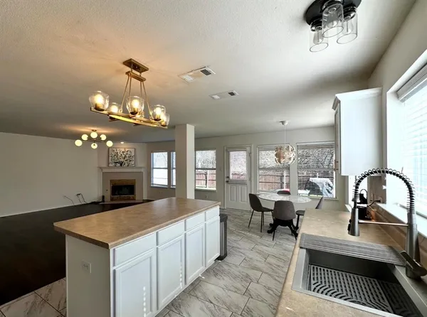 $2,390 | 224 Mulberry Drive, Fate, TX 75087