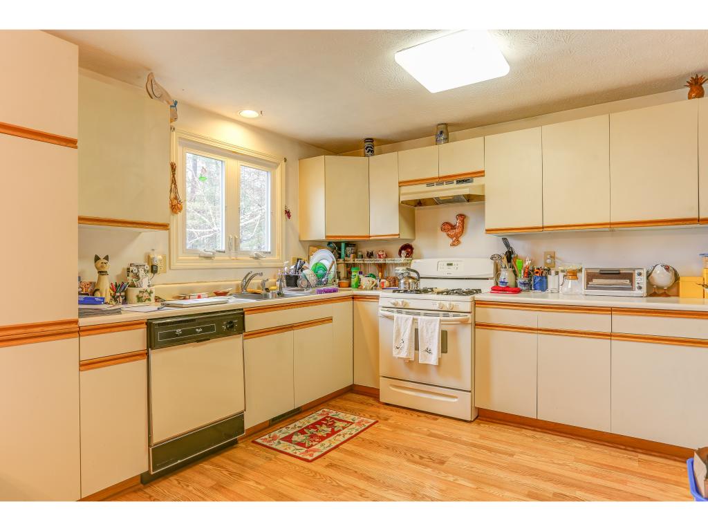 26 Ramsgate, Unit U240 Nashua, NH 03063 - Photo 4 of 21